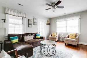 Image of 4A Gem in Central location Scott's Addition