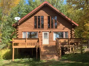 Image of Log Cabin at Bolton Bay on Long Lake
