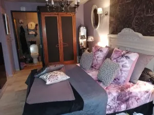 Image of Whole House Bed and Breakfast