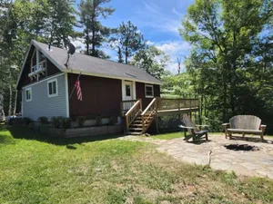 Image of Beautiful, private home with fire pit and river access!