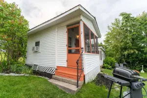 Image of Cottage 2 Summary:<br>Th