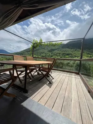 Image of Maison chaleureuse à Saint-Aventin avec jardin et vue montagne