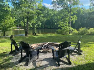 Image of Escape to your cozy 2-bedroom cabin near Greater Falls