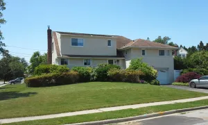 Image of Fabulous house in Plainview..Viral free!