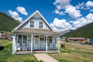 Image of Downtown Silverton Historic Mountain Home, White Wolf Haus