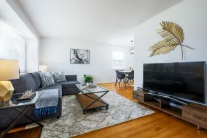 Image of Pretty  *3BDR\/2Bath Home* in a Good Area Next to Parks & Close to Downtown!