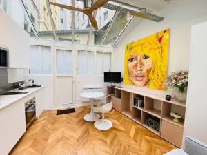 Image of Warm 18m ideal for couple in Paris