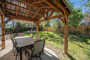 Image of Tranquil Retreat Sauna Master Suite Lrg Yard