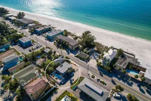 Image of Seagrass Flats 1 located less than 75 steps to the White Sandy Beaches