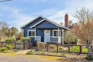 Image of Authentic Sonoma  Experience: Home & Lush Gardens