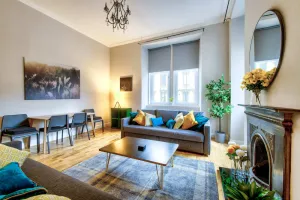 Image of Stylish & Spacious 3 Bedroom Apt in Finnieston, West End
