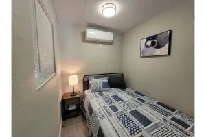 Image of Luxury Studio Suite 11