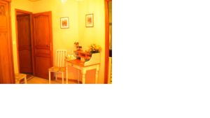 Image of rental room host or student or trainee