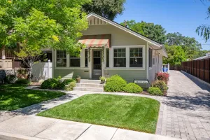 Image of 13th Street Retreat - A few blocks to downtown Paso!