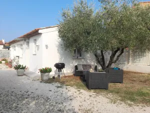 Image of Maisonette-Pavillon with garden near Fréjus-St Raphael