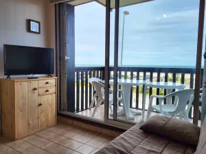 Image of Central family apartment with parking and pets allowed