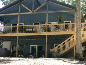 Image of Family Home on Lake Sara