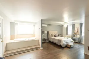 Image of The Edgcote Room in Historic Holladay House