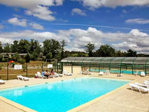 Image of Beautiful apartment in villa for 6 guests with pool, WIFI, TV, terrace, pets allowed and parking