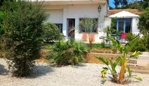 Image of SANARY s\/MER CENTER, QUIET 3 rooms + Terrace & Private Garden, up to 4 People !