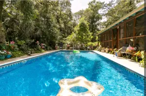 Image of Studio ESCAPE Cozy CLOSE-IN Kitchen Pool Work-Space
