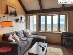 Image of The Beech Club - Breathtaking Views! Pet Friendly!