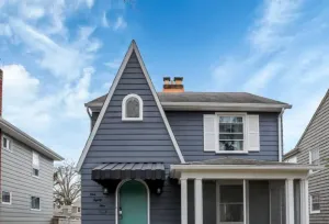 Image of The Huron Charmer-4 BD and Yard