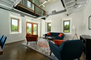 Image of Modern Strawbale on 10 Private Acres