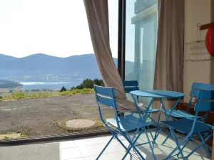 Image of 2-room cabin with dining area and equipped kitchen, Les Angles