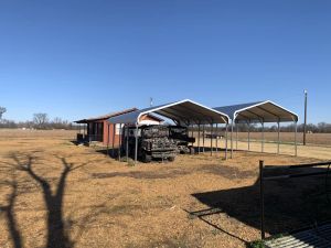 Image of Large house set up for many guests in delta