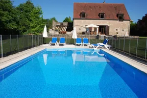 Image of Chez Charolais - sleeps 10 guests  in 5 bedrooms