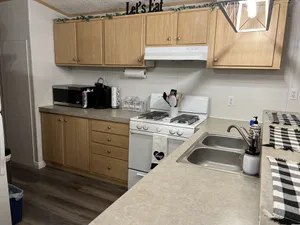 Image of Beautifully Remodeled 2Bed\/2Ba in Willow Valley with Lots of Parking