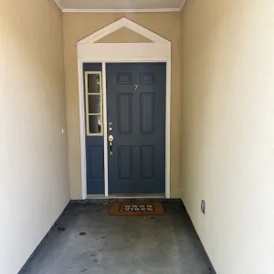 Image of Dog friendly townhome with easy access to downtown and many businesses