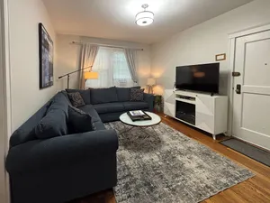 Image of Renovated 2bed, 05 Mile To Longwood Med Hospital