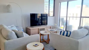 Image of Champagne Court 07
