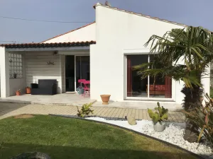 Image of HOUSE IN THE HEART OF THE VILLAGE, 500 meters from the BEACH.