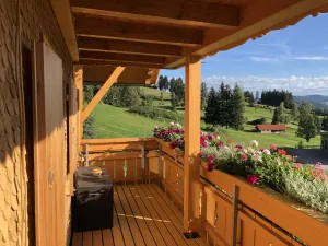 Image of 85 qm mit je Einem Wohnzimmer, Zwei Schlafzimmern, Dusche\/wc, WC Extra und Einer