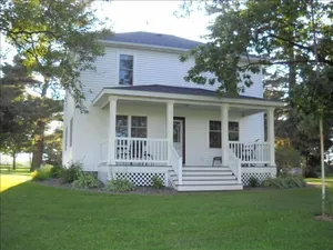 Image of Farmhouse Retreat