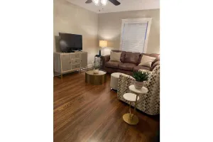 Image of Cozy Cottage Downtown Cleveland