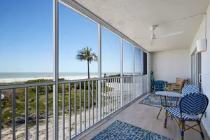 Image of Gorgeous Oceanfront Residence in Exclusive Sanibel Surfside