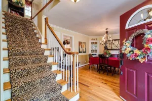 Image of Antique Charm Meets Modern Comfort 3br