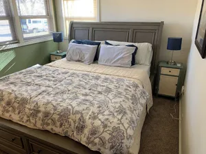 Image of New King Bed - 2 Blocks From Downtown - best backyard in Fruita!