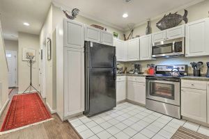 Image of 2 Mi to Ocean: Rehoboth Beach Townhome w\/ Grill!