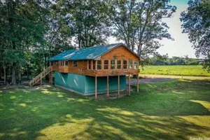 Image of Outdoors Paradise!  Private cabin on the bank of the White River.