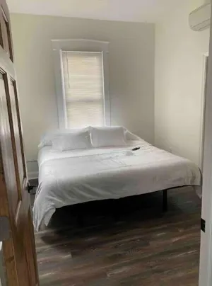 Image of Brand New 1 Bedroom Apt w\/ Off Street Parking 4