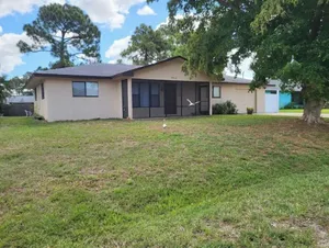 Image of San Carlos 3\/2 home near airport and shoping
