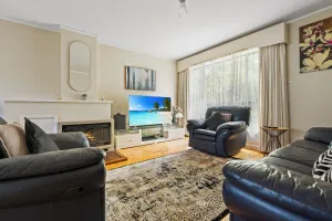 Image of Beautiful Home just minutes walk from the city.