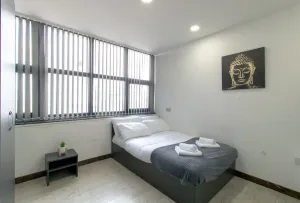 Image of Cosy Budget Sunderland Studio with Great Views