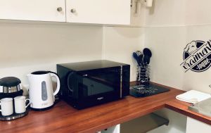 Image of Cosy \"Family**\" studio near train station and cinema!