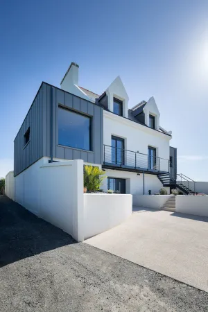 Image of Confortable seaview mansion with elevator hamam + hot tube + closed garden